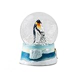 Water Globe - Pinguin von Deluxebase. Pinguin Schneekugel mit Harzfigur und...