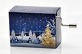 Spieluhr mit dem beliebten Weihnachtslied'Leise rieselt der Schnee'...